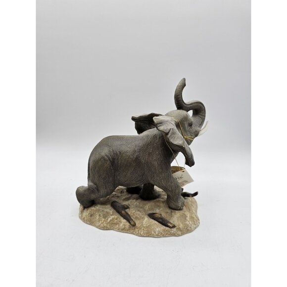 Vintage Elephant With Raised Trunk Figurine The Abbey Collection By LaVie - Picture 4 of 12